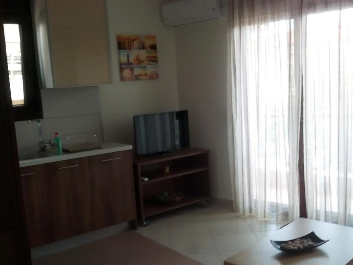 Eleni-Areti Apartment Pefkochori